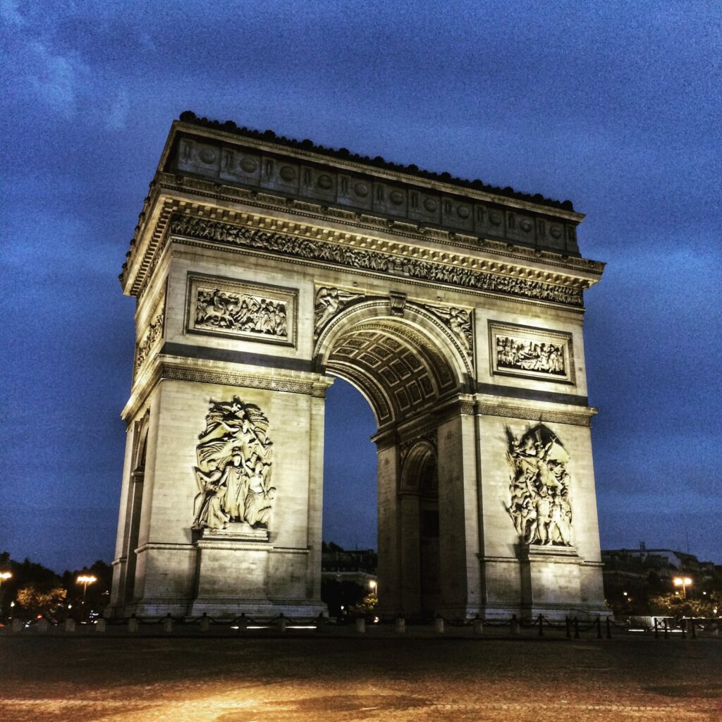 Musée parisien gratuit : visiter l'Arc de triomphe