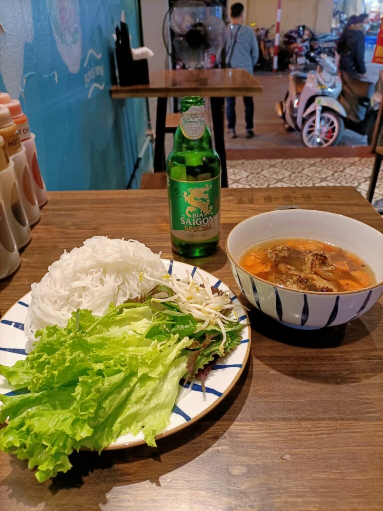 Spécialité d'Hanoi, le Bun Cha